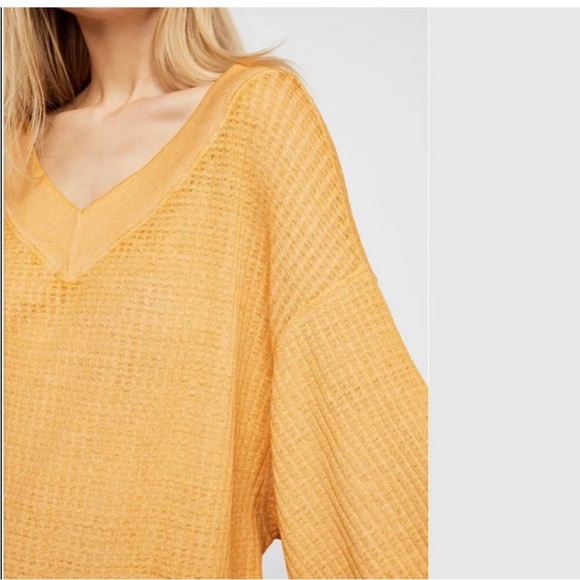 We The Free South Side Thermal Top in Sunflower Yellow Medium Oversize - Picture 2 of 10